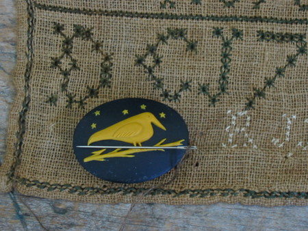 Crow Needle Minder