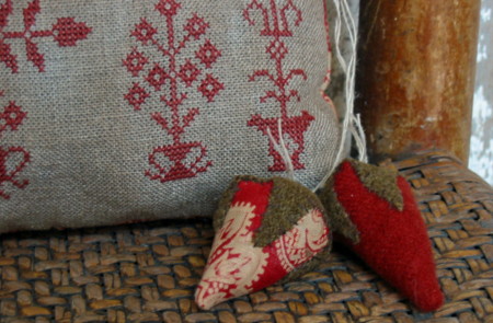 Token of Love Redwork Sampler PATTERN-cross stitch, stitchery, sampler, redwork